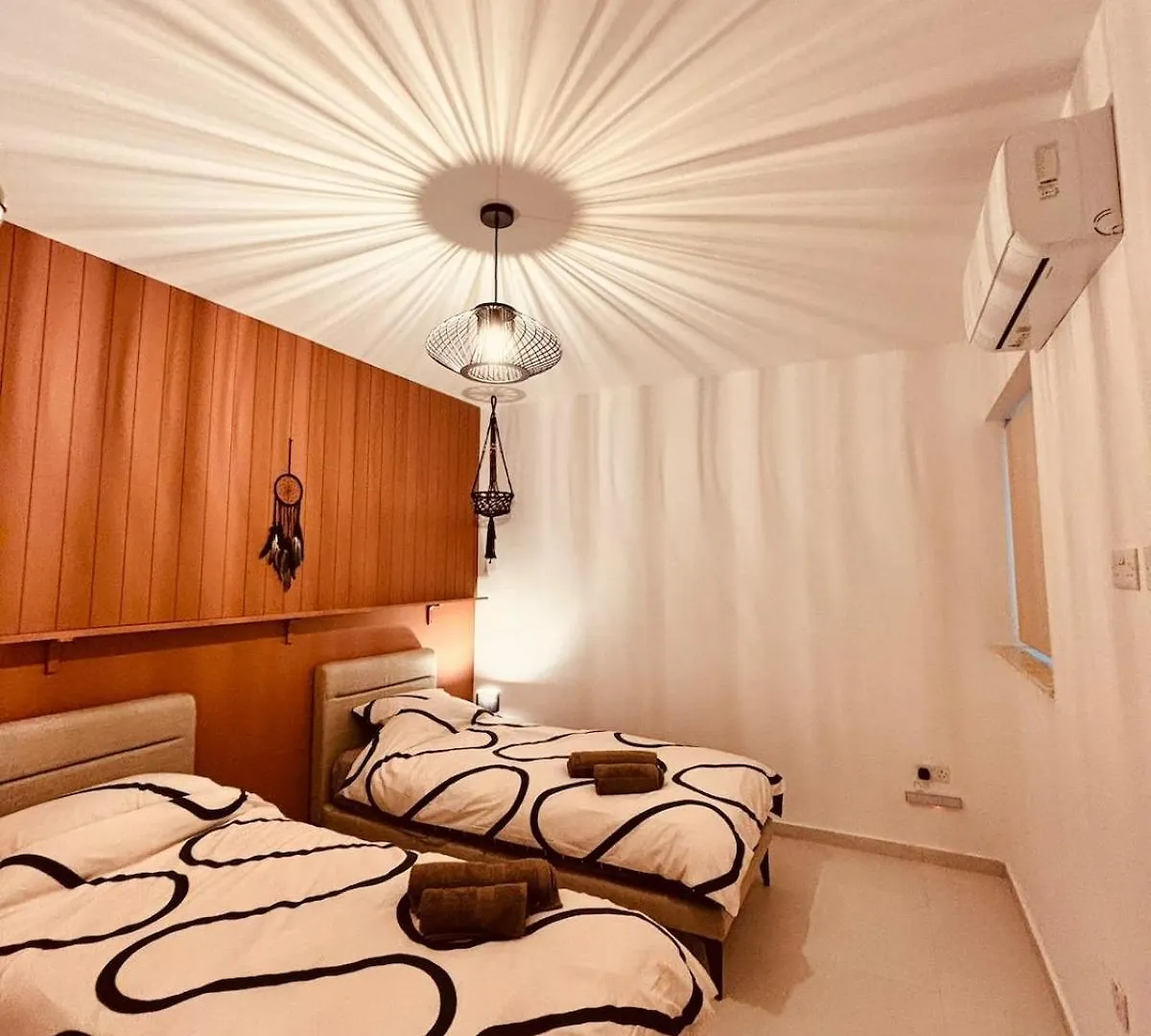 Steps From The Seafront - Good Vibes Only! Apartment Gzira