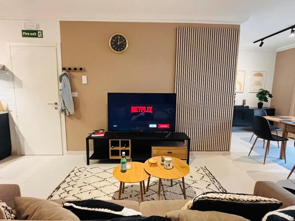 Steps From The Seafront - Good Vibes Only! Apartment Gzira